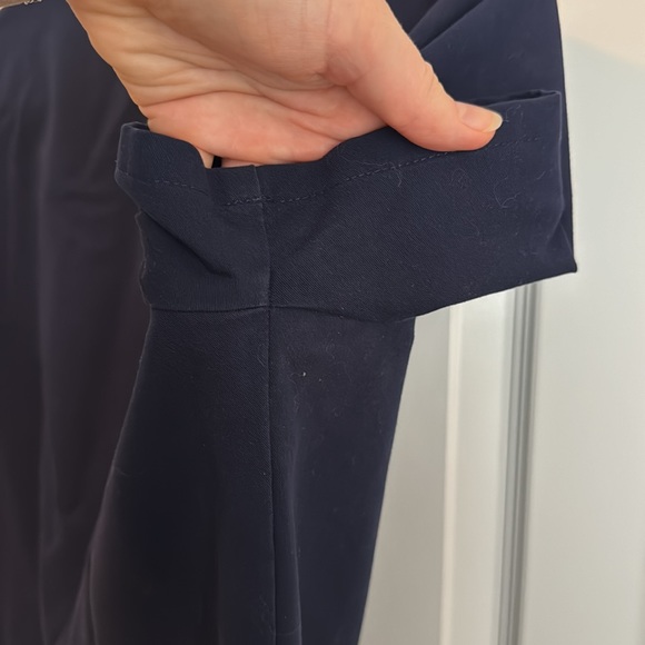 Figs Casma 3 pocket scrub top - Picture 5 of 6